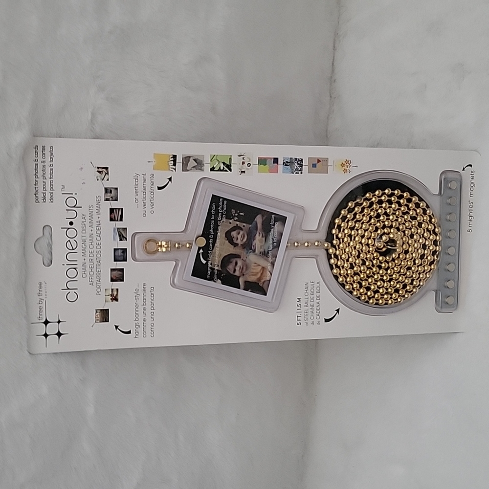 Chained up Chain & Magnet Display - Picture 4 of 9